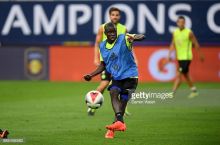 Канте: "Моуриньо мени МЮга чақирганди"