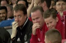 Уэйн Руни Депайнинг ҳаракатидан сўнг ўзини тутиб тура олмади ва кулиб юборди (видео)