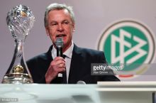 Хитцфельд считает, что над идеями Тухеля о количестве замен следует подумать