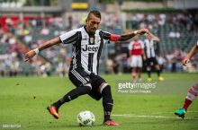 «Уотфорд» объявил о переходе Перейры