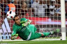 Пике ва Альба Браво борасида гаров ўйнашди (видео)