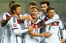 Йоахим Лёв таркибни эълон қилди