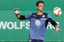 Бенальо продлил контракт с «Вольфсбургом» до лета 2019 года