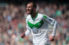 Бас Дост прилетел в Лиссабон и пройдет медобследование в «Спортинге»