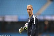 Харт вылетит в Италию