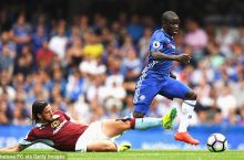 Азар жамоадошини каламушга тенглаштирди