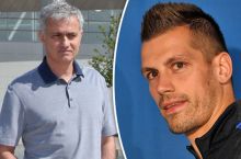 Моуринью заблокировал переход Шнейдерлена в "Тоттенхэм"