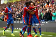 Чемпионат Англии. «Саутгемптон» обыграл «Суонси», «Кристал Пэлас» разгромил «Сток Сити» 