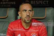 Рибери "Бавария" стадионидаги майдон ҳолатидан норози