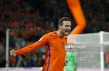 Vinsent Yanssen Belarusga qarshi bahsda chiroyli gol muallifiga aylandi (video)