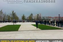 "Краснодар" - "Шальке" ўйини чипталари учун кассада катта навбат пайдо бўлди