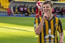 «Кайрат» продлил контракт с Аршавиным