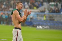 "Милан" присматривается к Эдину Джеко