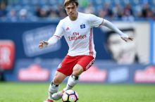Сакаи стал капитаном «Гамбурга», сменив Джуру