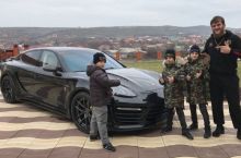 Olamsport: Рамзан Қодировнинг ўғиллари UFC жангчисига Porshe Panamera совға қилишди ва бошқа хабарлар