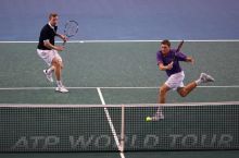 Olamsport: Истомин яна мағлуб, Усик камарини ҳимоя қилади ва бошқа хабарлар