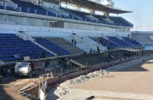 Qarshidagi “Markaziy” stadionda ish qizg'in FOTOGALEREYA