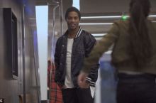 17 ёшли қиз Роналдиньони ҳайрон қолдирди (видео)