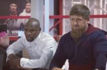 Olamsport: Мэйвезер нима учун Рамзан Қодировнинг олдига борди, Шарапова "Ролан Гаррос"да қатнашиши мумкин ва бошқа хабарлар