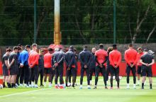 "Manchester Yunayted" Manchesterdagi terakt tufayli tonggi mashg'ulotni bir daqiqa sukut bilan boshladi