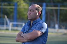 Muxtor Qurbonov: "Sergeevning o'rniga yuguradigan futbolchini o'ynatish kerak"