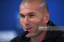 "Real" ustozi Zidan "Liverpul" futbolchisini maqtadi