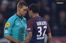 Dani Alves hakamni haqorat qilgani uchun PSJning uchta o'yinini o'tkazib yuboradi