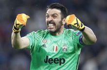 Buffon 45 yoshgacha o'ynashi mumkin