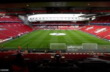 "Liverpul" stadion sig'imini oshiradi