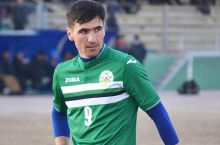 "Neftchi" 2 futbolchi bilan xayrlashdi