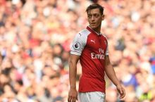 Ozil Kantonani ortda qoldirdi