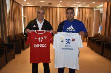 “Qizilqum” oq, “Nasaf” qizil futbolkalarda maydonga tushadi