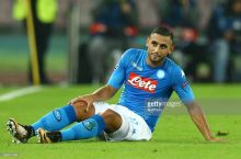 "Napoli" futbolchisining agenti MYU bilan muzokaralar olib bormoqda