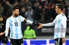 Messi: "Dibala bilan birga o'ynash oson emas"