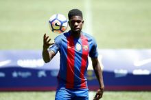 “Barselona” Umtiti masalasini oy oxiriga qadar hal qilmoqchi