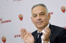 “Barselona” ustidan qozonilgan g'alabani fontanda cho'milib nishonlagan “Roma” prezidenti jarimaga tortildi