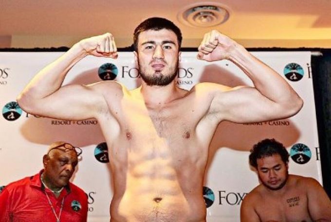 Баходир джалалов. Бой баходир джалалов прямой. Баходир джалалов. Баходир джалолов. Узбекский боксер баходир джалалов.