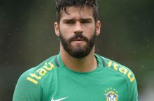 "Liverpul" Alisson uchun 60 million evro to'lashga tayyor