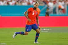 Vidal: "Barselona"da baxtliman"