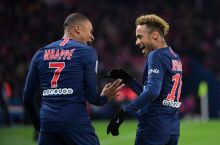 Mbappe yana bir bor tarixga kirdi