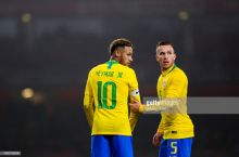 Artur: "Neymar "Barselona"ga qaytishi uchun duo qilyapman"