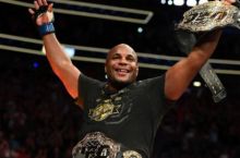 Olamsport: Korme UFC chempionlik kamaridan voz kechdi, UFC rahbari "qaynoq yoz"ni vada qilmoqda va boshqa xabarlar