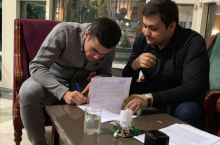 Oston O'runov "Navbahor" bilan shartnomasini bir yilga uzaytirdi