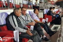 "Spartak" bosh murabbiyi O'zbekiston o'yinini stadiondan kuzatmoqda (FOTO)