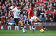 MYU va "Liverpul" futbolchilarining akalarini tunab ketishdi
