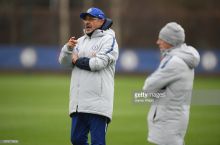 Sarri: "Maydon markazida "CHelsi"ga mutaxassis kerak"
