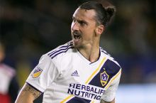 Zlatan Ibragimovich Ronalduni qattiq tanqid qildi