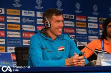 Iroq bosh murabbiyi: "Futbolchilardan telefonni tortib ololmayman"