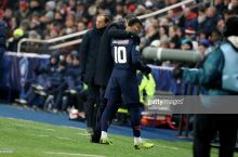 Jurnalist: "Neymar kamida bir oy maydonga tushmaydi"