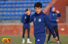 Видеоролик с тренировочного процесса "Пахтакора"